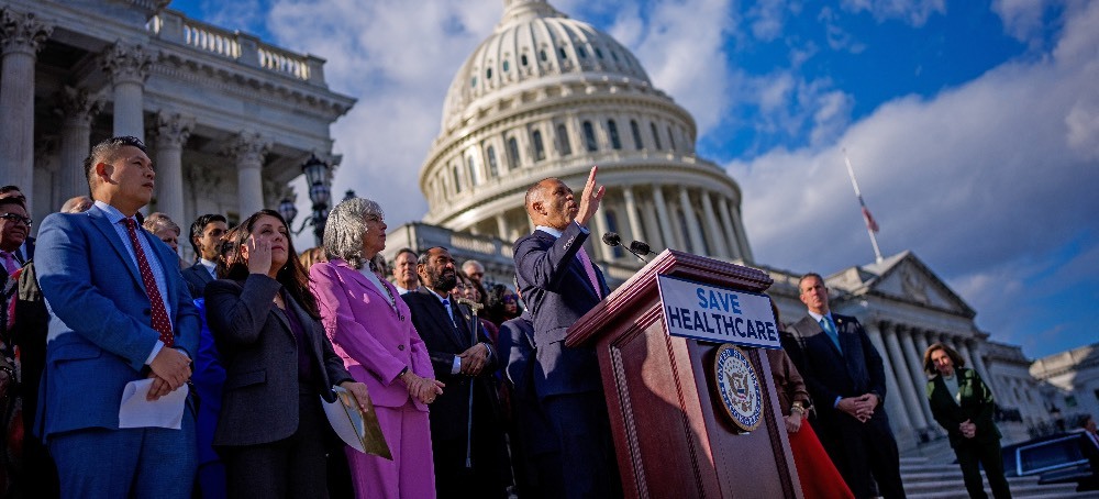 Democrats Will Have ‘Field Day’ With Trump Inquiries if They Win House, Legal Experts Say