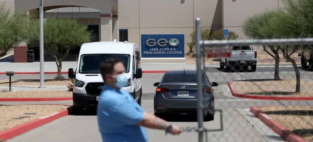 Video Shows Worm-like Creatures in Drinking Water at ICE Detention Center