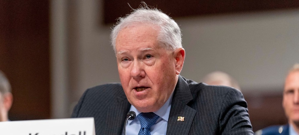 Pentagon Strips Security Clearance From Former Air Force Secretary