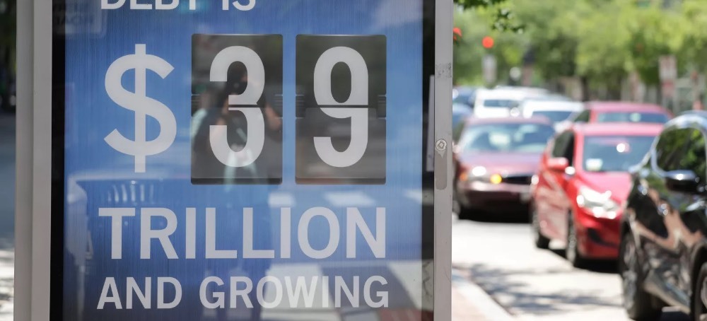 The U.S. Debt Tops a Record-Shattering $40 Trillion. Yes, With a T.