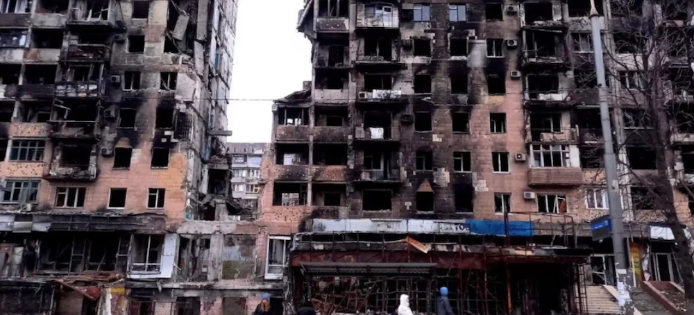 Russians Are Buying Seaside Apartments Built on the Ruins of the Mariupol Homes Russia Bombed—DW
