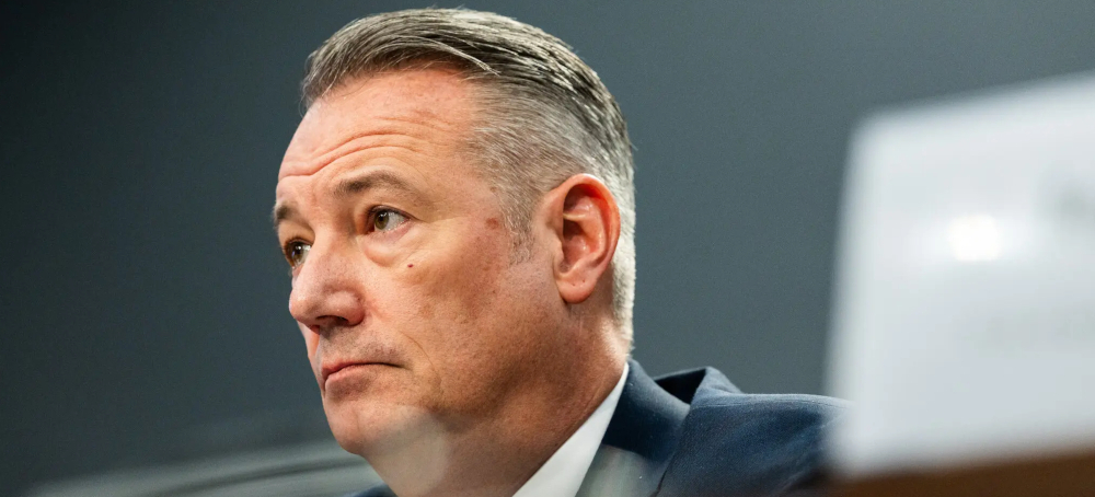 Man Who Criticized ICE Was Protected by First Amendment, Judge Says