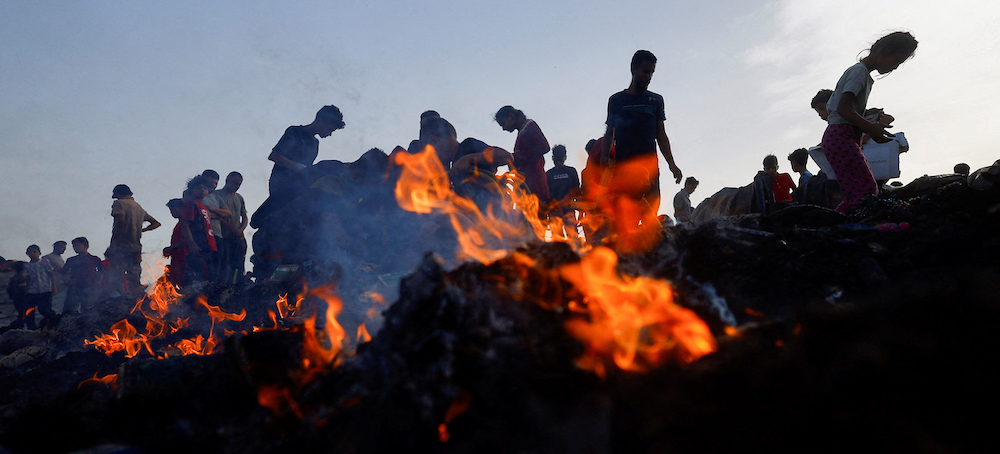 Six UN Staff Killed in Gaza School Strike; Lebanon Violations Mount