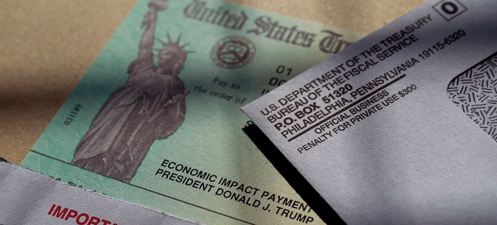 Trump’s $500 Checks Reveal the GOP’s “Billionaire Theory of Democracy”: Everything Has a Price