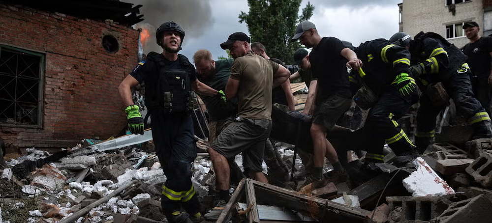 The Rescuers Keeping Two Ukrainian ‘Fortress Cities’ Alive
