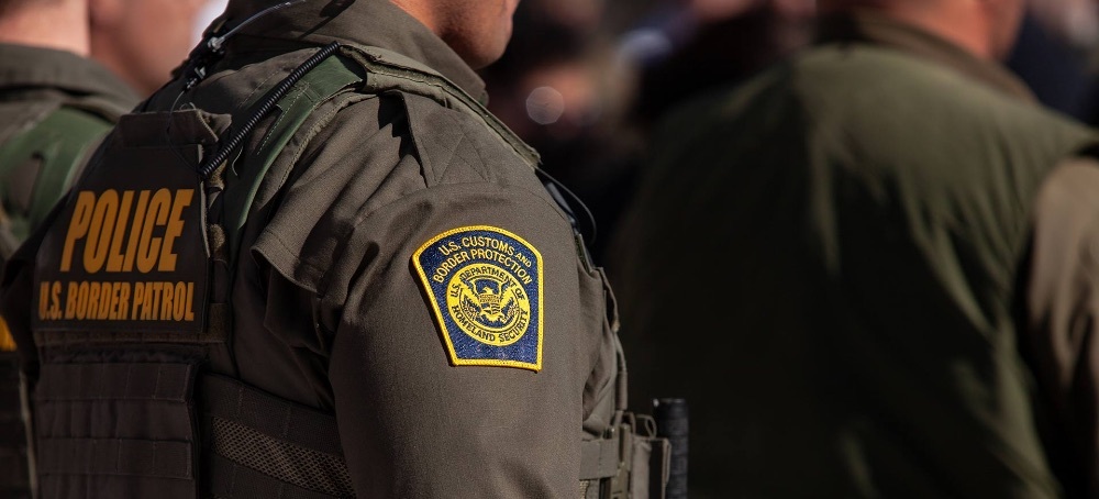 Border Patrol at Early Voting Site in Florida Prompts FBI Complaint