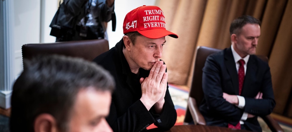 As Republicans Brace for Election Losses, Musk Prepares for War