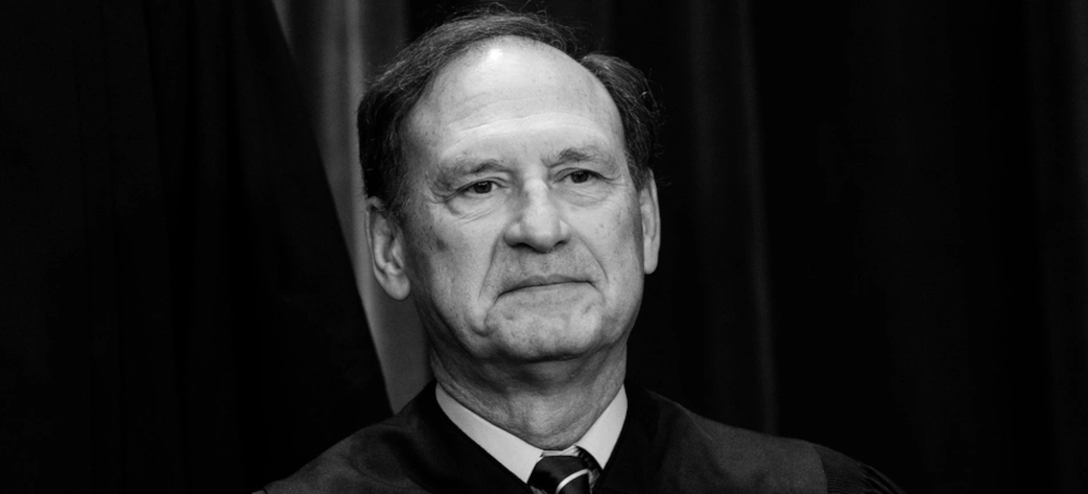 The Supreme Court’s New Expansion of the Second Amendment Is Genuinely Deranged